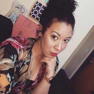 Meet your Posher, Liza